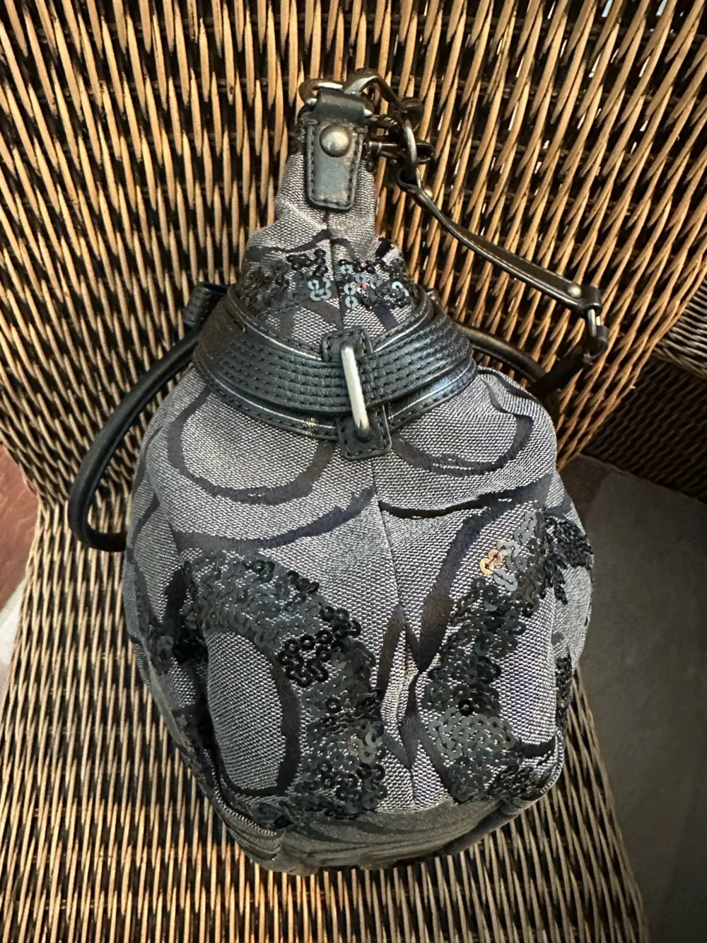 Coach pre loved